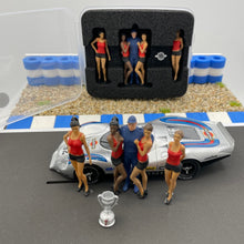 Charger l'image dans la galerie, Verpackung 4 Gridgirls 1/32 Modellbau rot schwarz