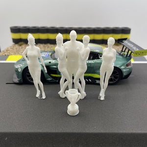 Figurines de modélisme 1/32 peintes à la main 1 pilote avec 3 grid girls et trophée pour circuit de course